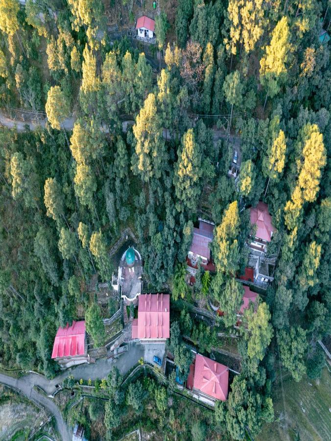 The Canadian Woods Resort ナイニタール エクステリア 写真