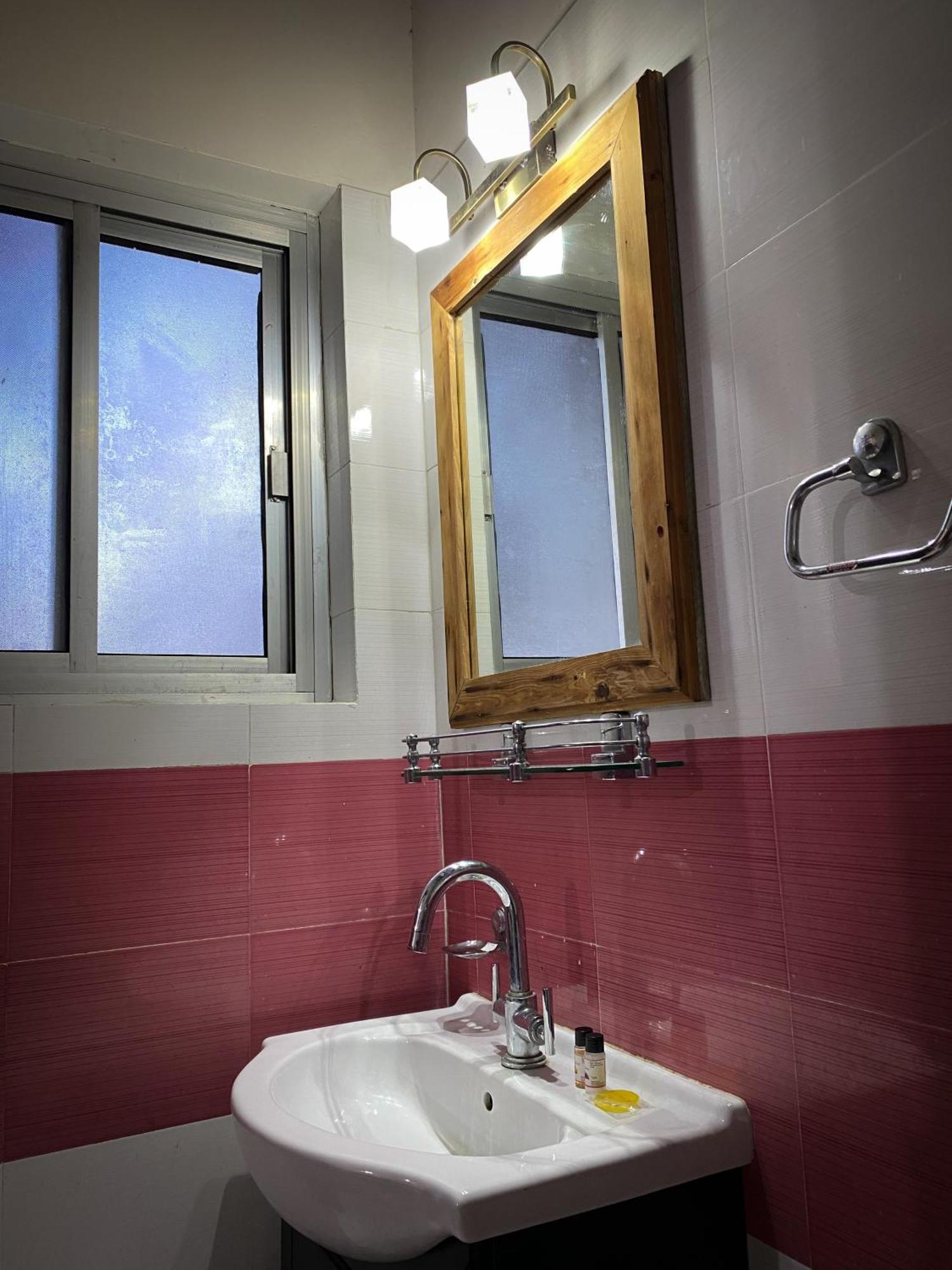 The Canadian Woods Resort ナイニタール 部屋 写真